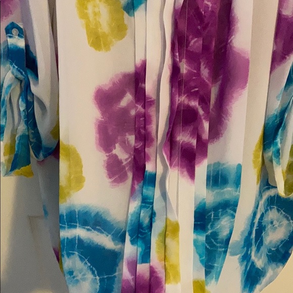 Pretty Calvin Klein Top! - Picture 5 of 8